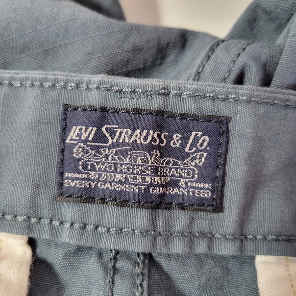 Mens Levis Stauss & Co Blue Green Cargo short Size 29 - Picture 7 of 10